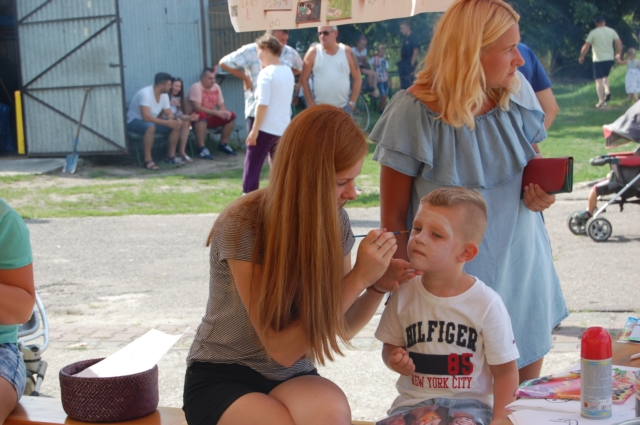 Licytowali dla Kasi Książek