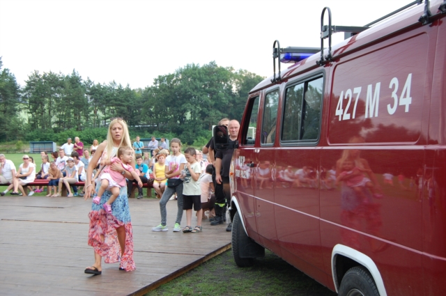 Licytowali dla Kasi Książek