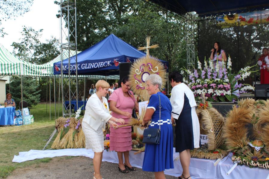 Świętowali w Wyrozębach