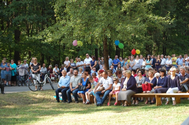 Jak co roku, w lesie unińskim... (galeria zdjęć)