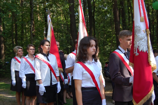 Jak co roku, w lesie unińskim... (galeria zdjęć)