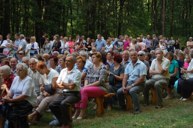 Jak co roku, w lesie unińskim... (galeria zdjęć)