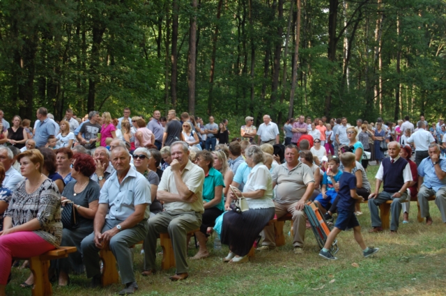 Jak co roku, w lesie unińskim... (galeria zdjęć)