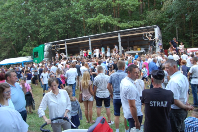 Jak co roku, w lesie unińskim... (galeria zdjęć)