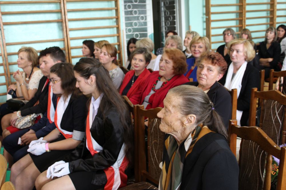 Szkoła w Rozbitym Kamieniu świętowała 100-lecie