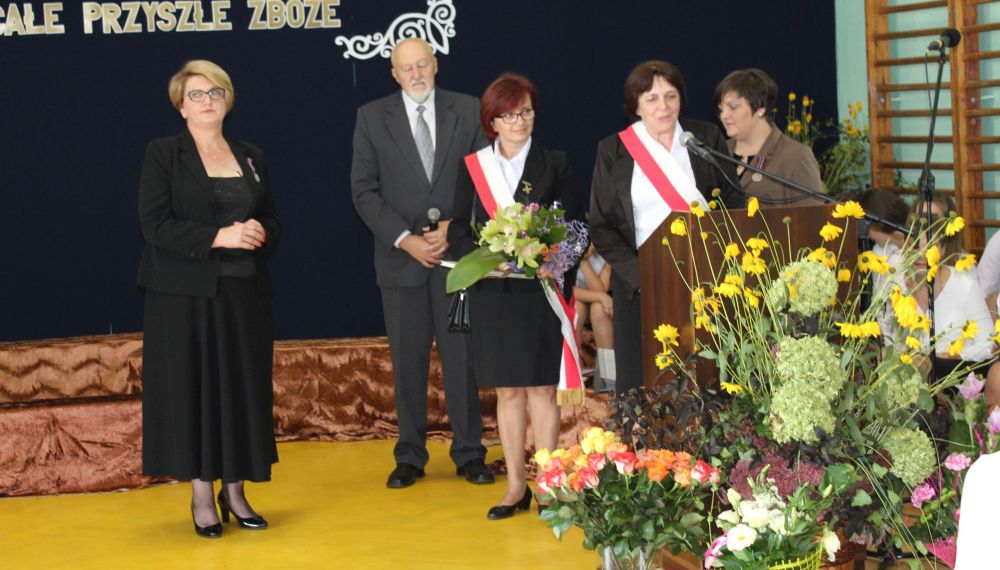 Szkoła w Rozbitym Kamieniu świętowała 100-lecie