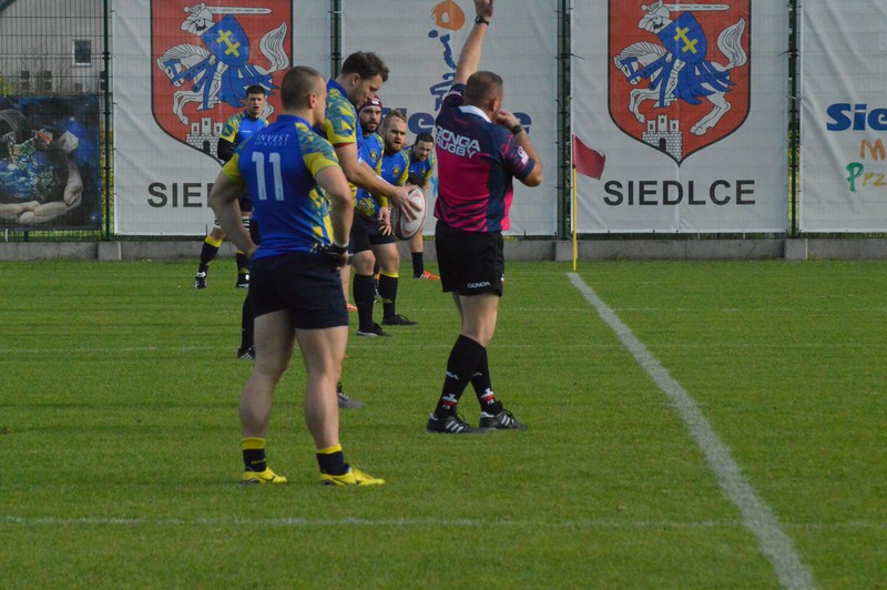 Rugbiści na zwycięskim szlaku