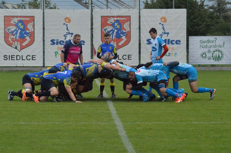 Rugbiści na zwycięskim szlaku