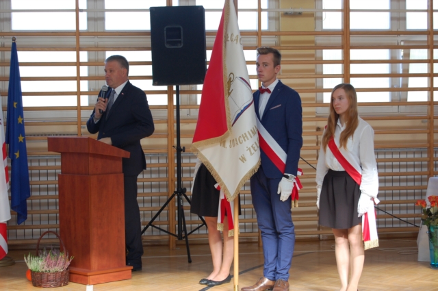 Z medalami, nagrodami, certyfikatem? (zdjęcia)