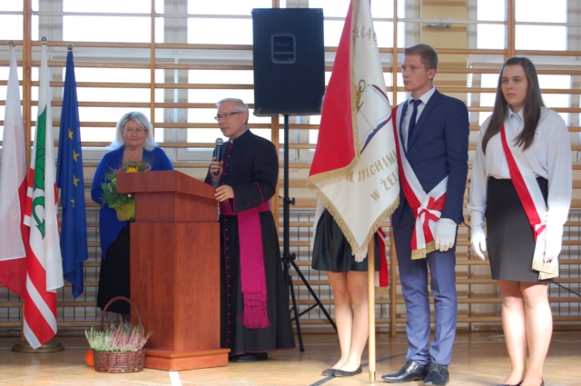 Z medalami, nagrodami, certyfikatem? (zdjęcia)