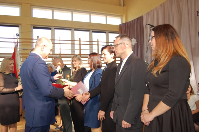 Z medalami, nagrodami, certyfikatem? (zdjęcia)