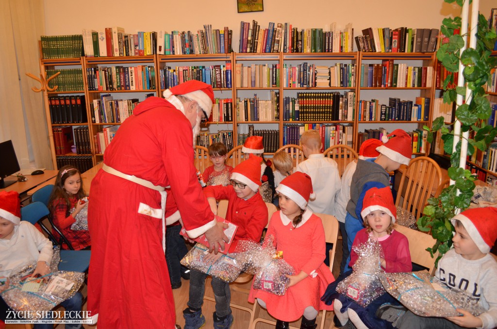  O tradycjach w Bibliotece Miejskiej
