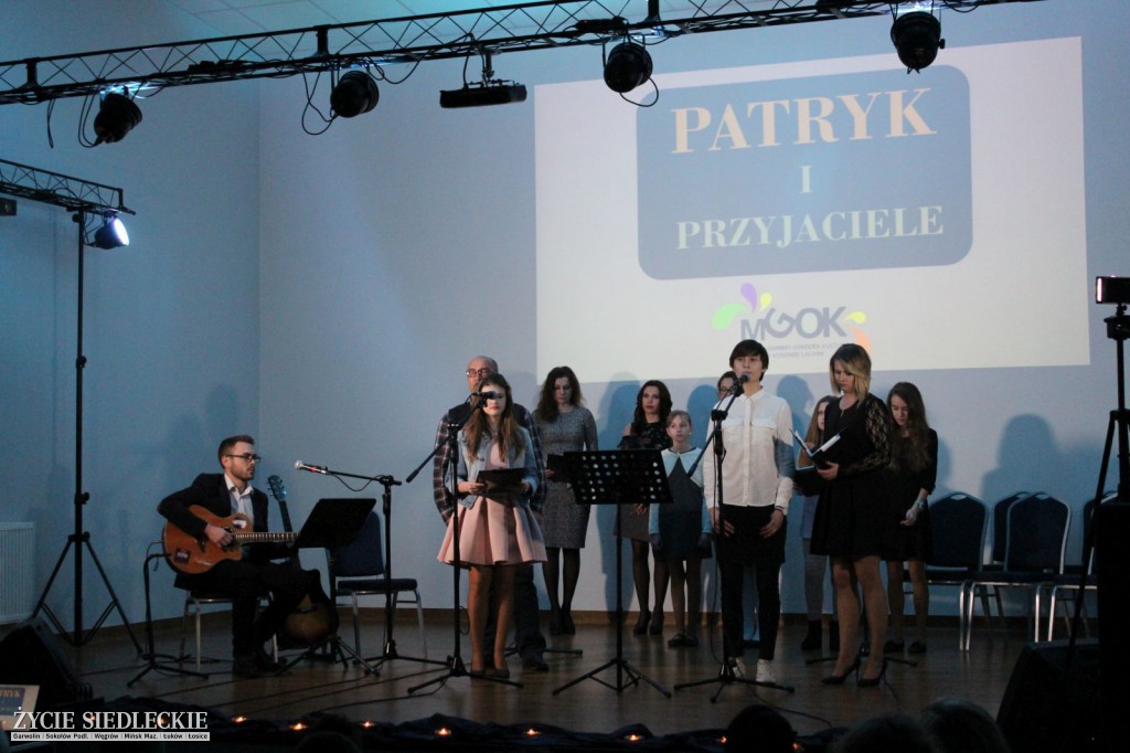 Patryk na scenie podziękował za wsparcie
