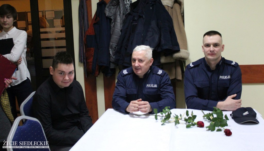 Patryk na scenie podziękował za wsparcie