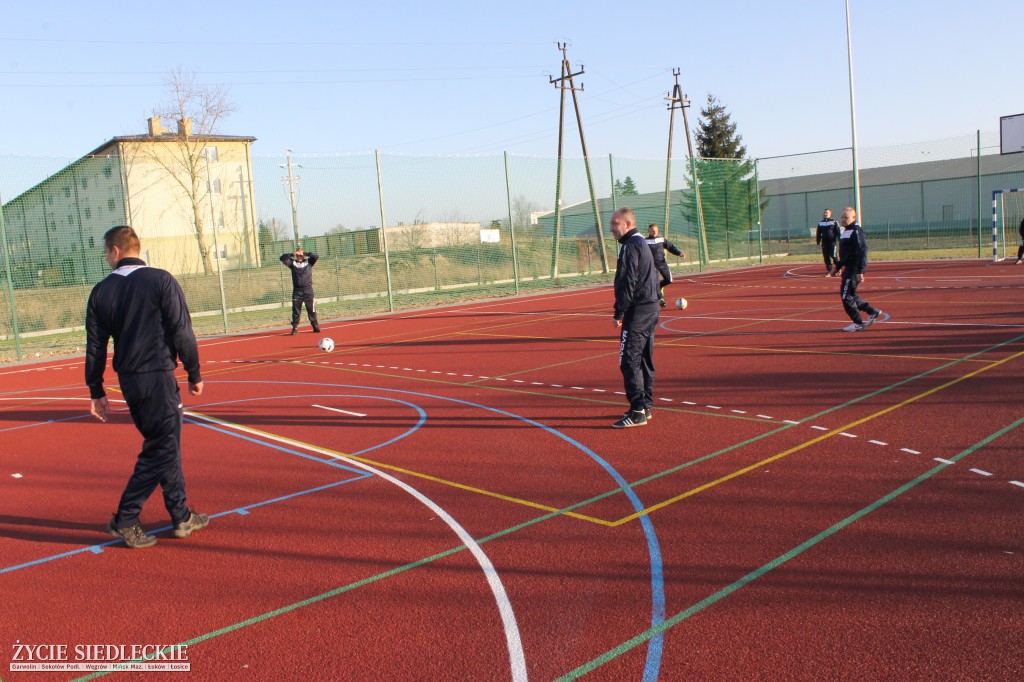 Siedleccy policjanci w nowych dresach