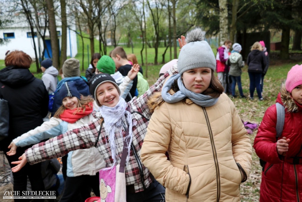 Młodzież z Maciejowic ożywia powiat