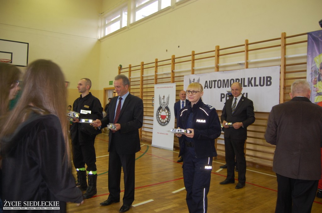Trojanów „świeci przykładem”