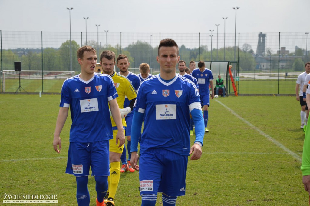 Pogoń II ciut lepsza od Czarnych
