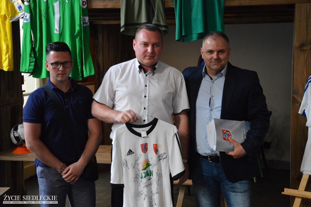 Zwieńczenie aukcji na rzecz Pawła Matłacza