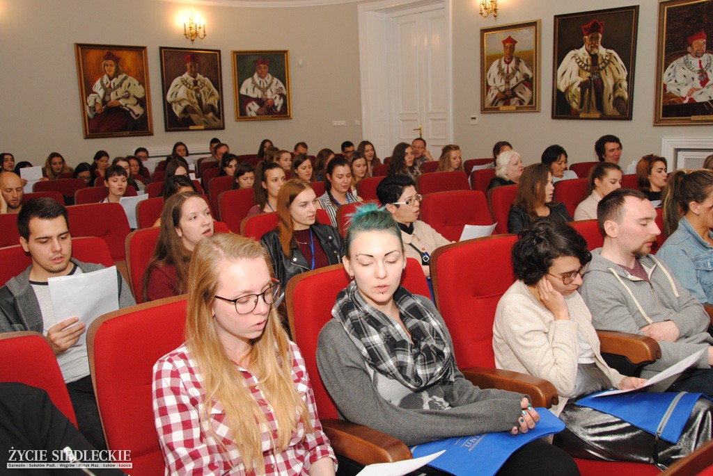 Obcokrajowcy uczą się polskiego