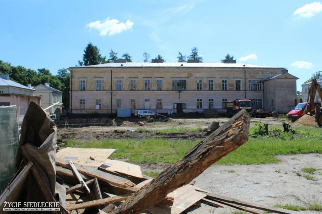 Budowa łącznika przy 
