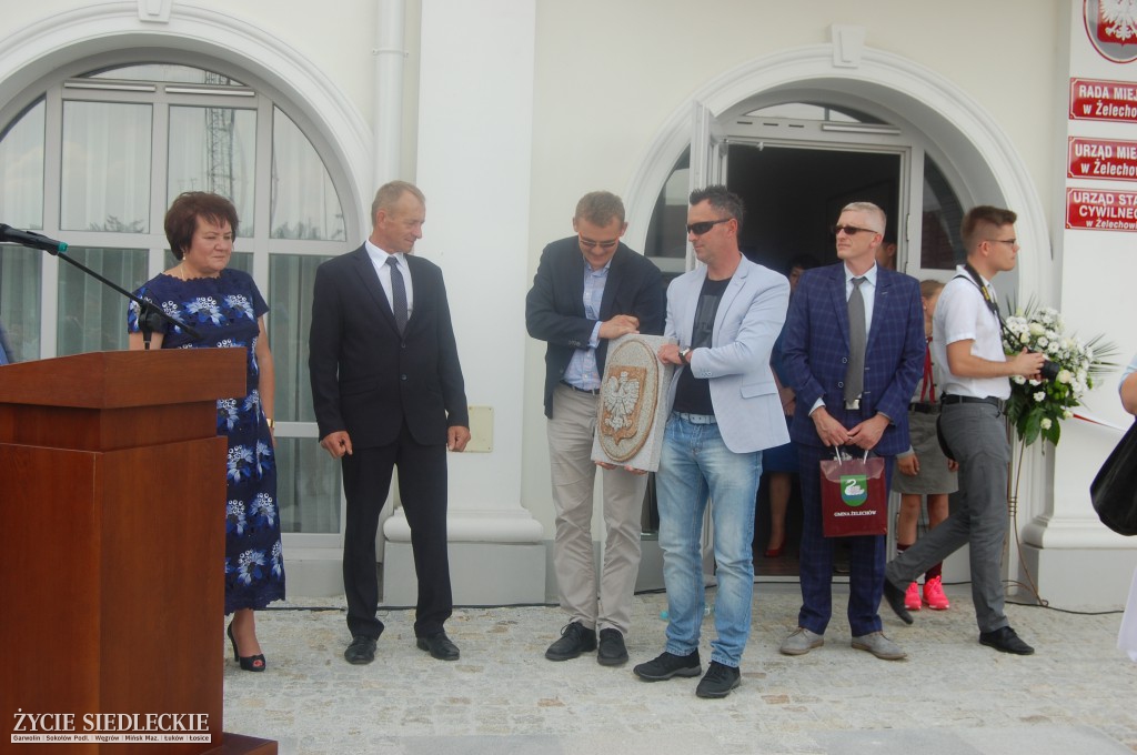 Ratusz i rynek oficjalnie otwarte