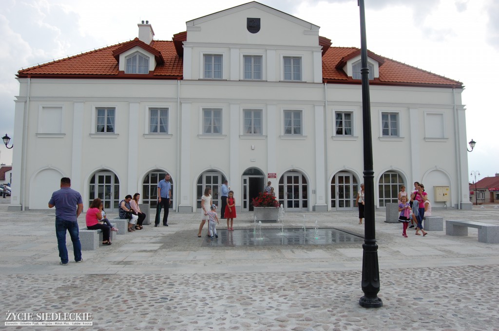 Ratusz i rynek oficjalnie otwarte