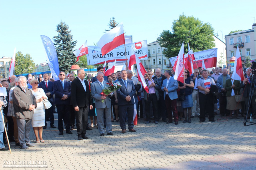 Wiec poparcia dla rządu w Siedlcach