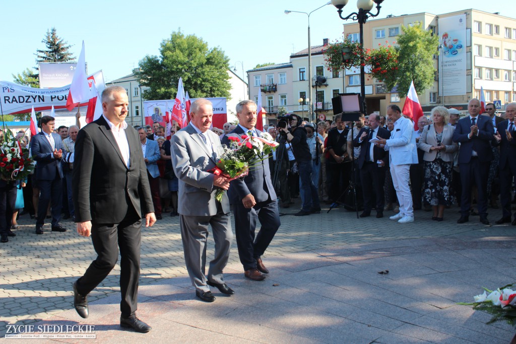Wiec poparcia dla rządu w Siedlcach