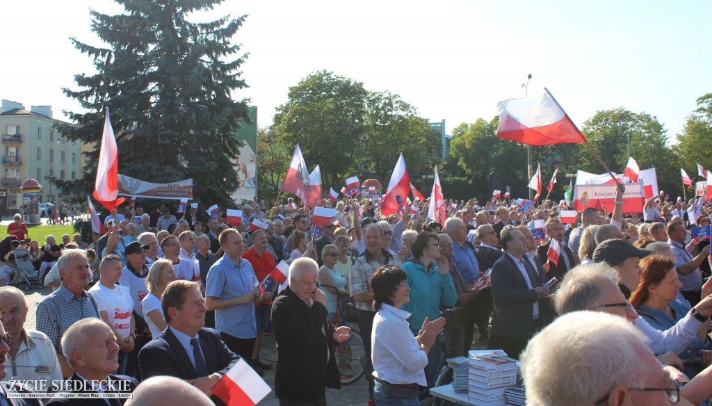 Wiec poparcia dla rządu w Siedlcach