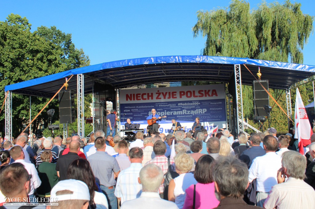 Wiec poparcia dla rządu w Siedlcach