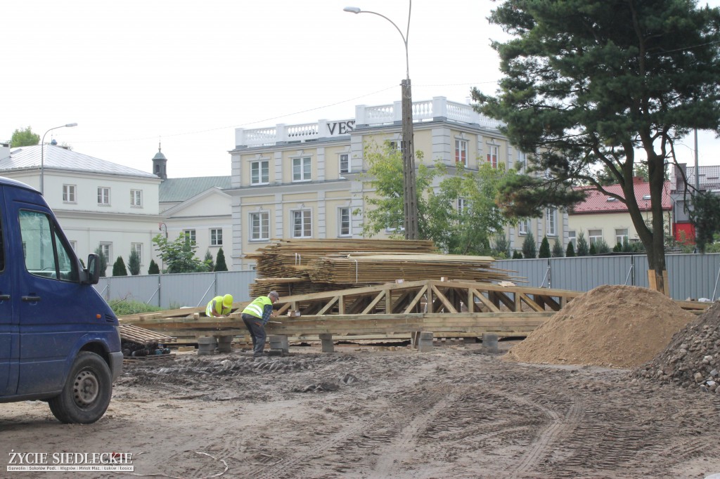 Budowa łącznika przy 