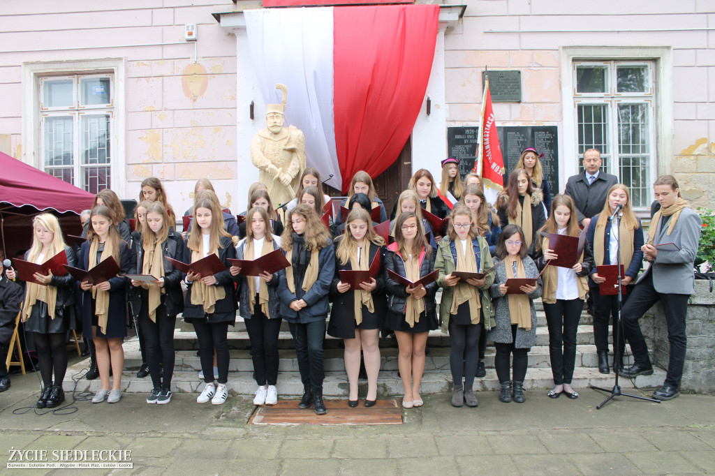 Podpisanie aktu erekcyjnego