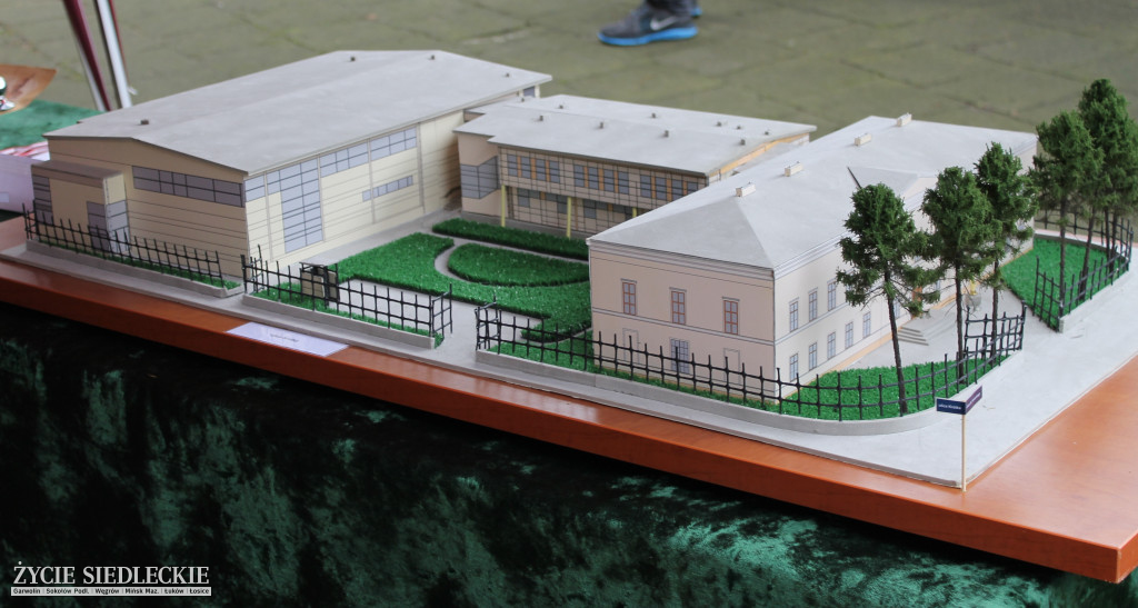 Podpisanie aktu erekcyjnego