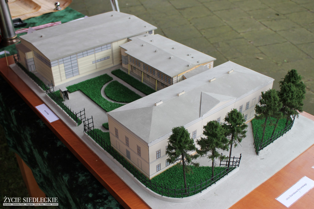 Podpisanie aktu erekcyjnego