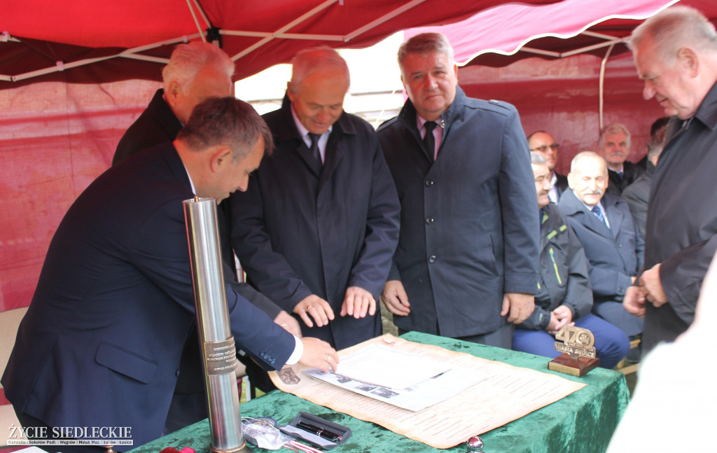 Podpisanie aktu erekcyjnego