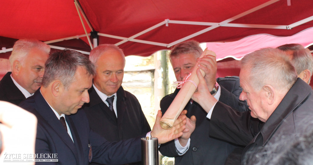 Podpisanie aktu erekcyjnego