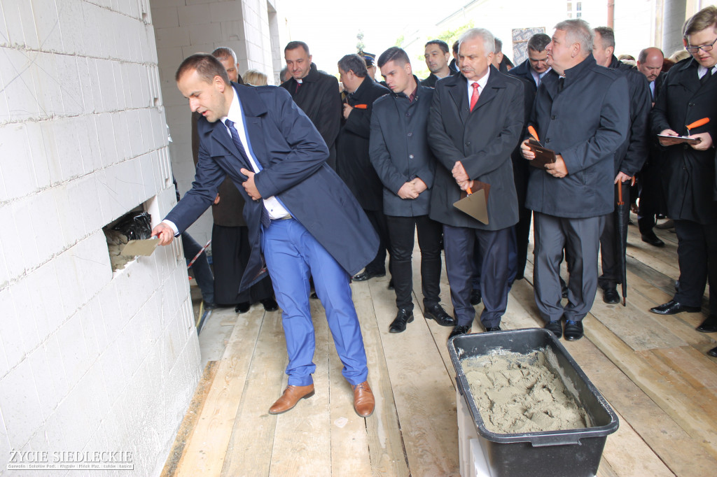 Podpisanie aktu erekcyjnego