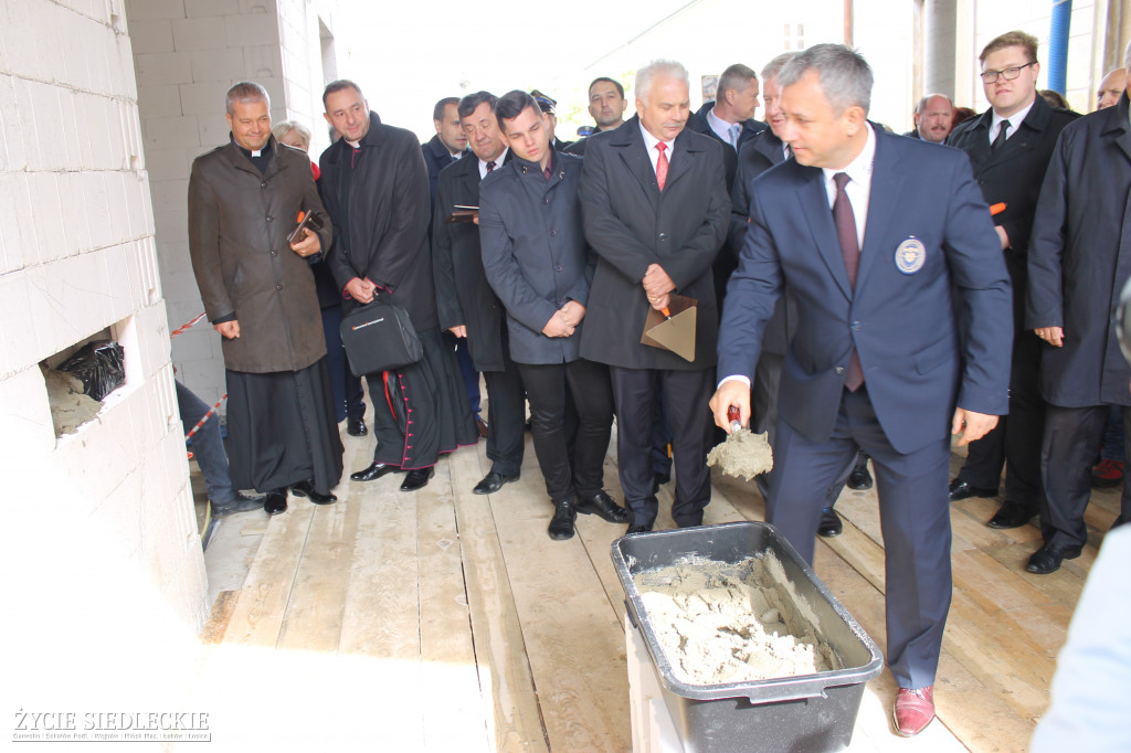 Podpisanie aktu erekcyjnego