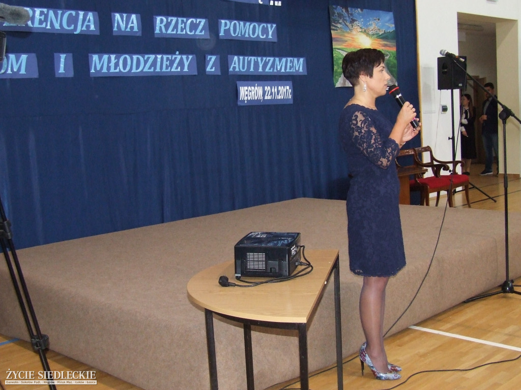 Konferencja na rzecz pomocy dzieciom z autyzmem