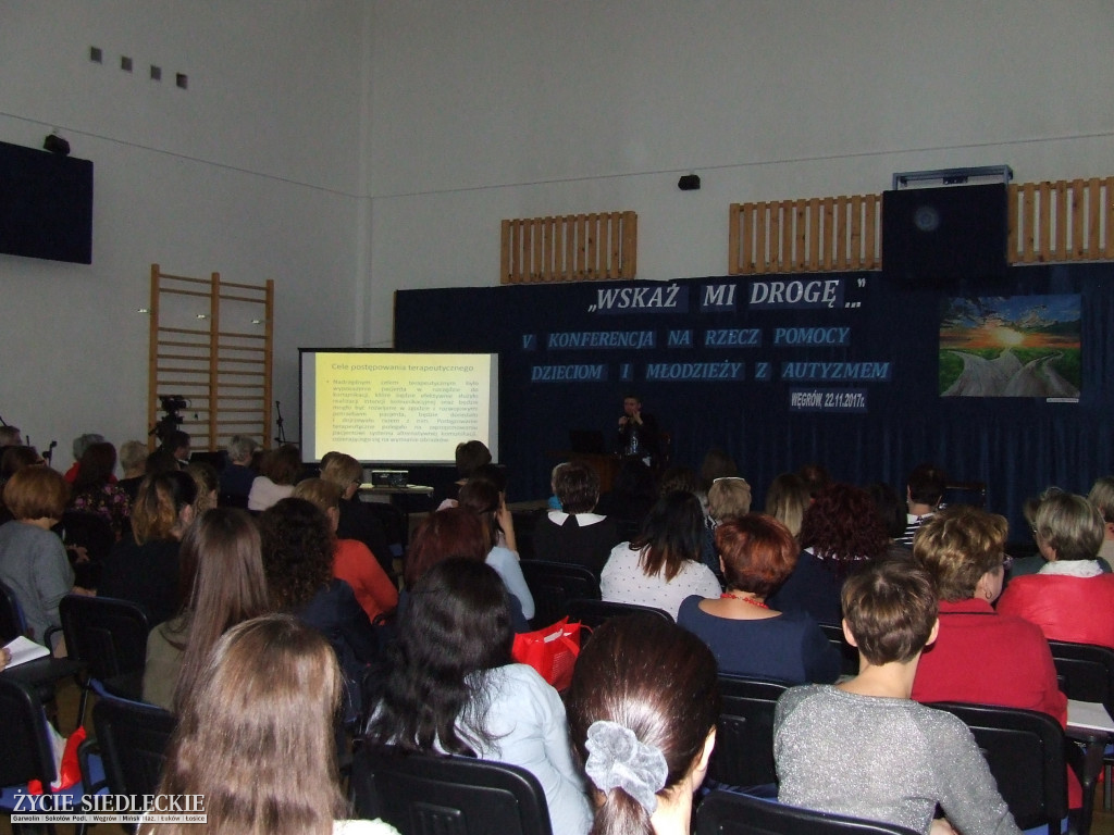 Konferencja na rzecz pomocy dzieciom z autyzmem