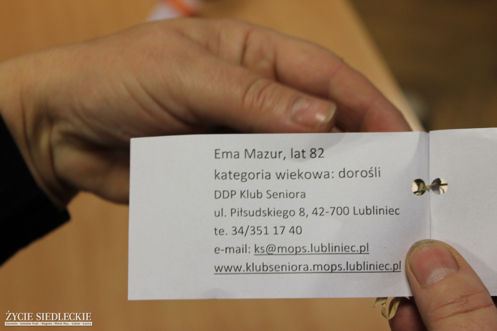 Jak w urzędzie choinki przystrajano...