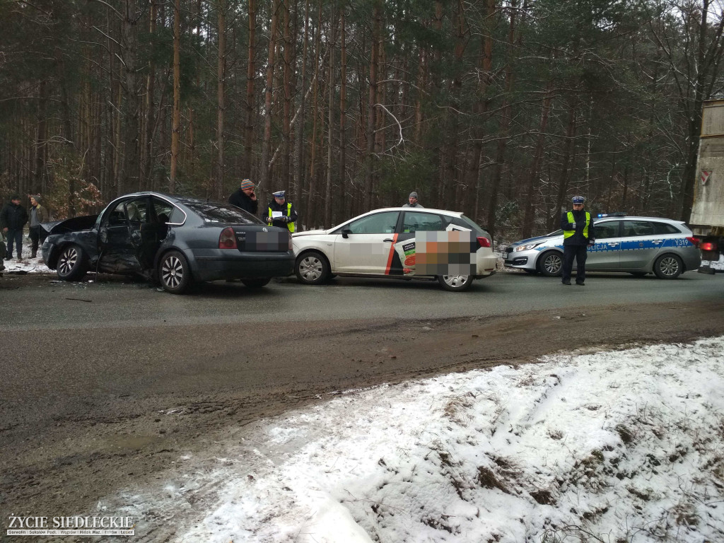 Wypadek trzech aut w Kisielanach