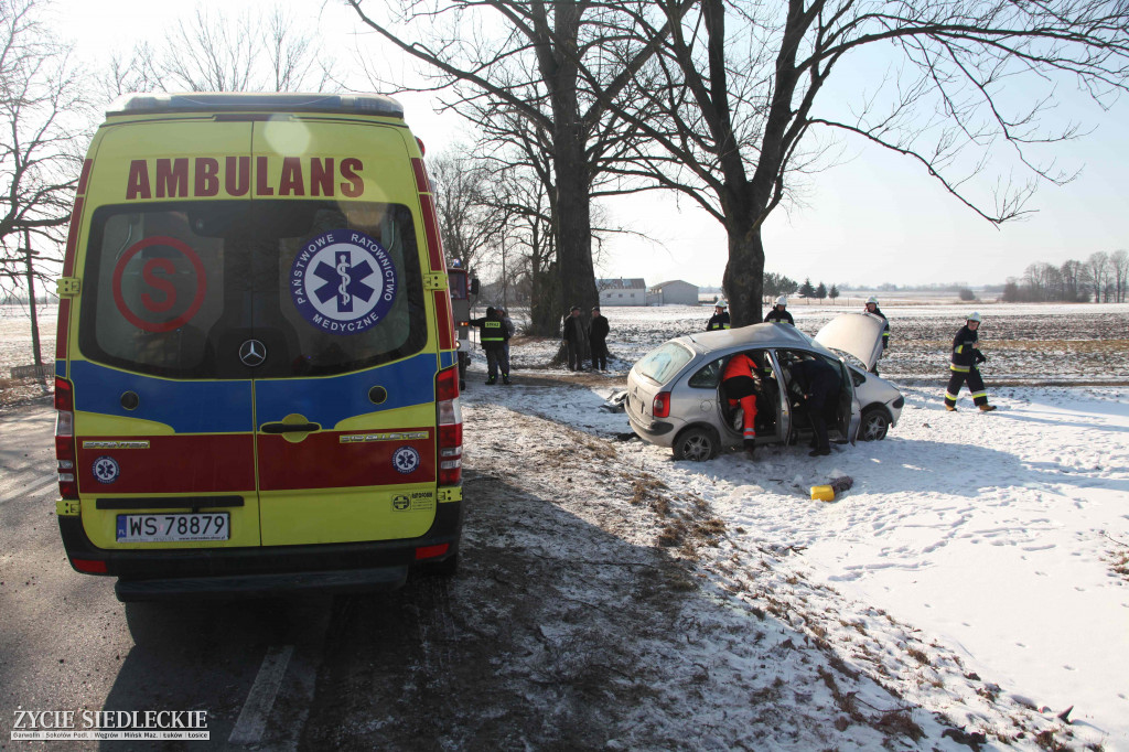 Wypadek citroena w Głuchowie