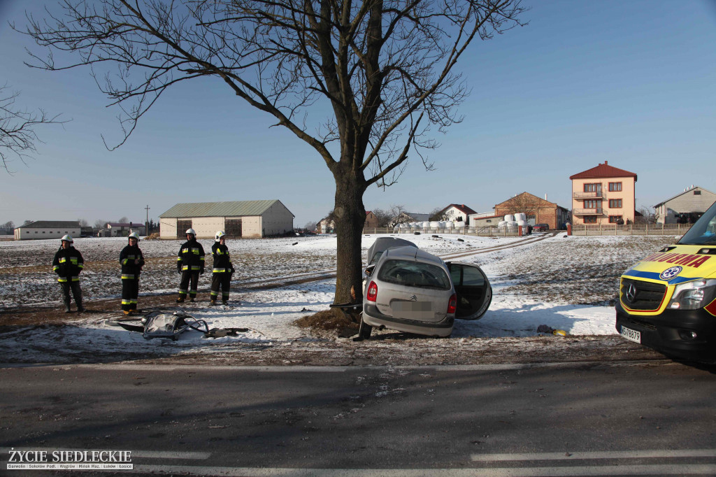 Wypadek citroena w Głuchowie