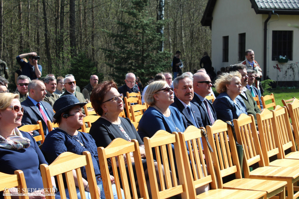 Zasadzili 100 dębów na 100-lecie niepodległości