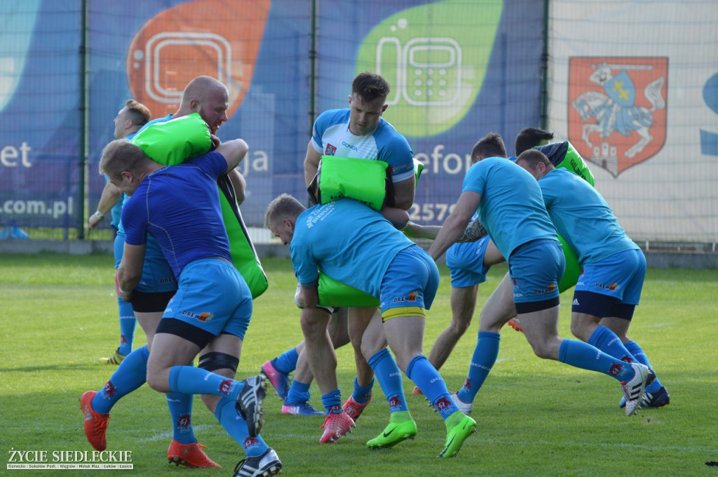Rugbiści na zwycięskiej ścieżce