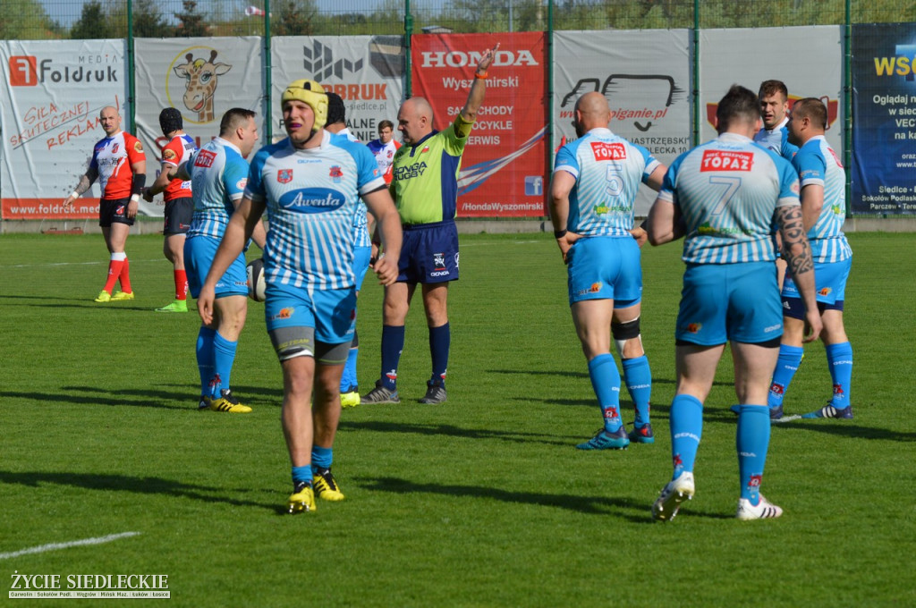 Rugbiści na zwycięskiej ścieżce