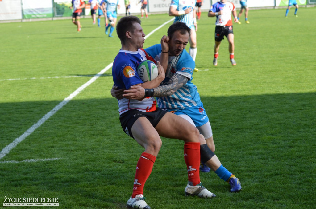 Rugbiści na zwycięskiej ścieżce