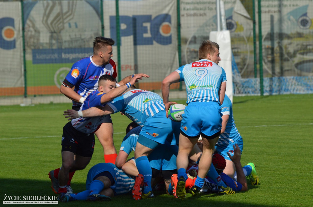 Rugbiści na zwycięskiej ścieżce